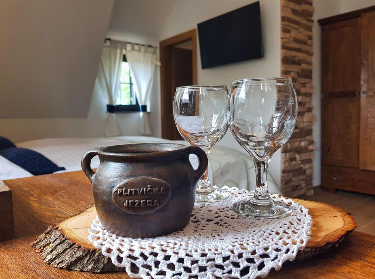 普利特维察埃特诺花园豪华酒店 Plitvička Jezera 外观 照片